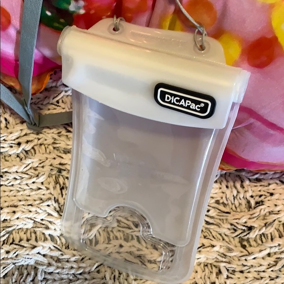 3/$10 Underwater Phone pouch bag! - Picture 2 of 3